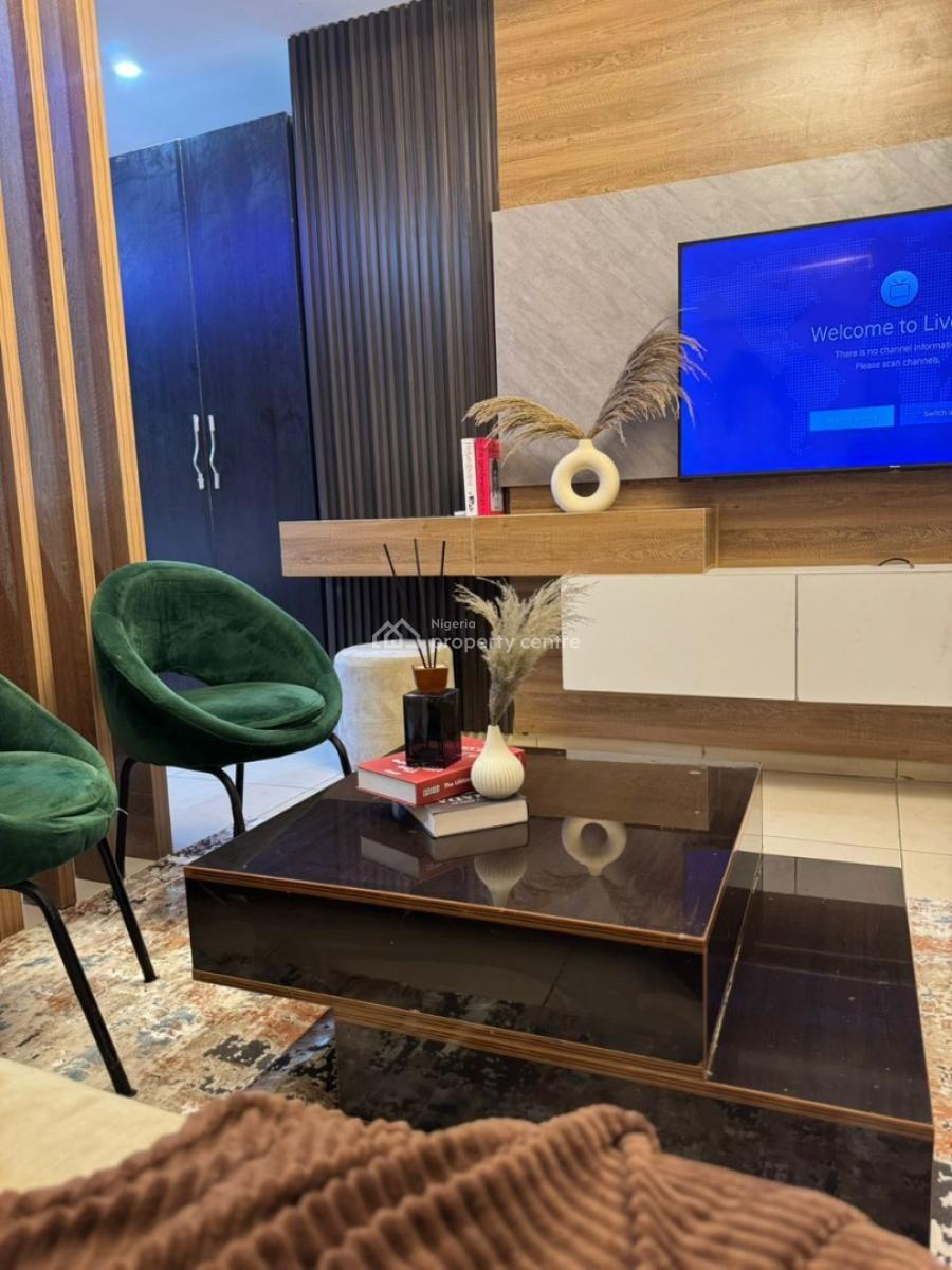 Cozy 1bedroom Apartment with Gym, Pool, Speedy Wi-fi, Free Breakfast, Housekeeping, 24/7 Power, Comfortable and Secure, Ikate Elegushi, Lekki, Lagos, Flat / Apartment Short Let
