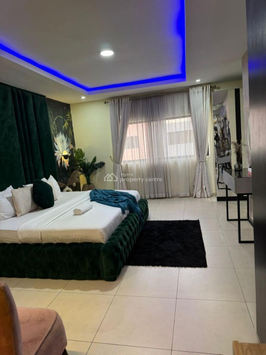 Cozy 1bedroom Apartment with Gym, Pool, Speedy Wi-fi, Free Breakfast, Housekeeping, 24/7 Power, Comfortable and Secure, Ikate Elegushi, Lekki, Lagos, Flat / Apartment Short Let