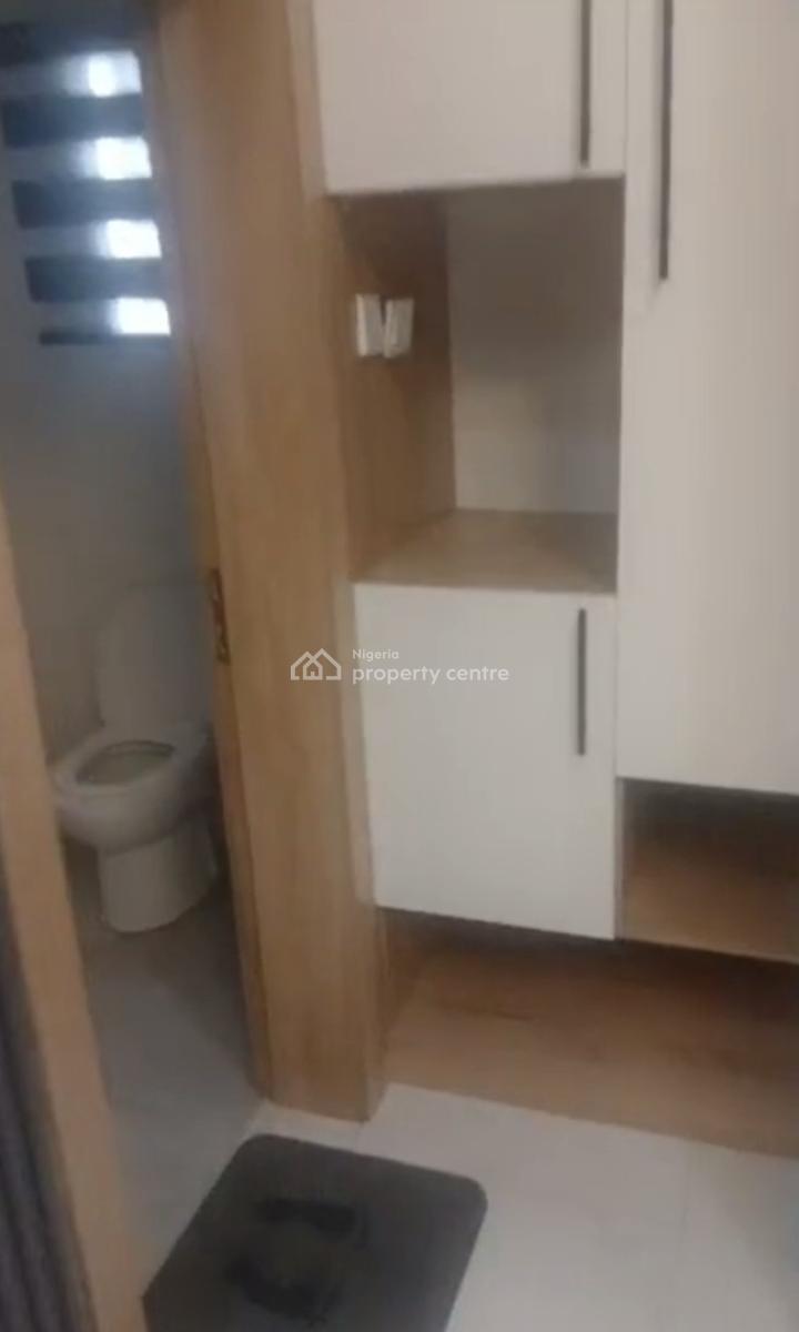 Furnished Tastefully Built Spacious Standard 2 Bedroom Apartment, Estate Ishaga, Surulere, Lagos, Flat / Apartment for Rent