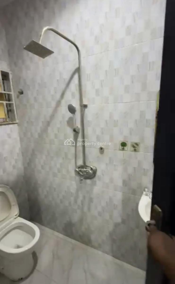 Decent and Spacious 3 Bedrooms Apartment Upstairs, Good Will Estate, Ojodu Berger, Ojodu, Lagos, House for Rent
