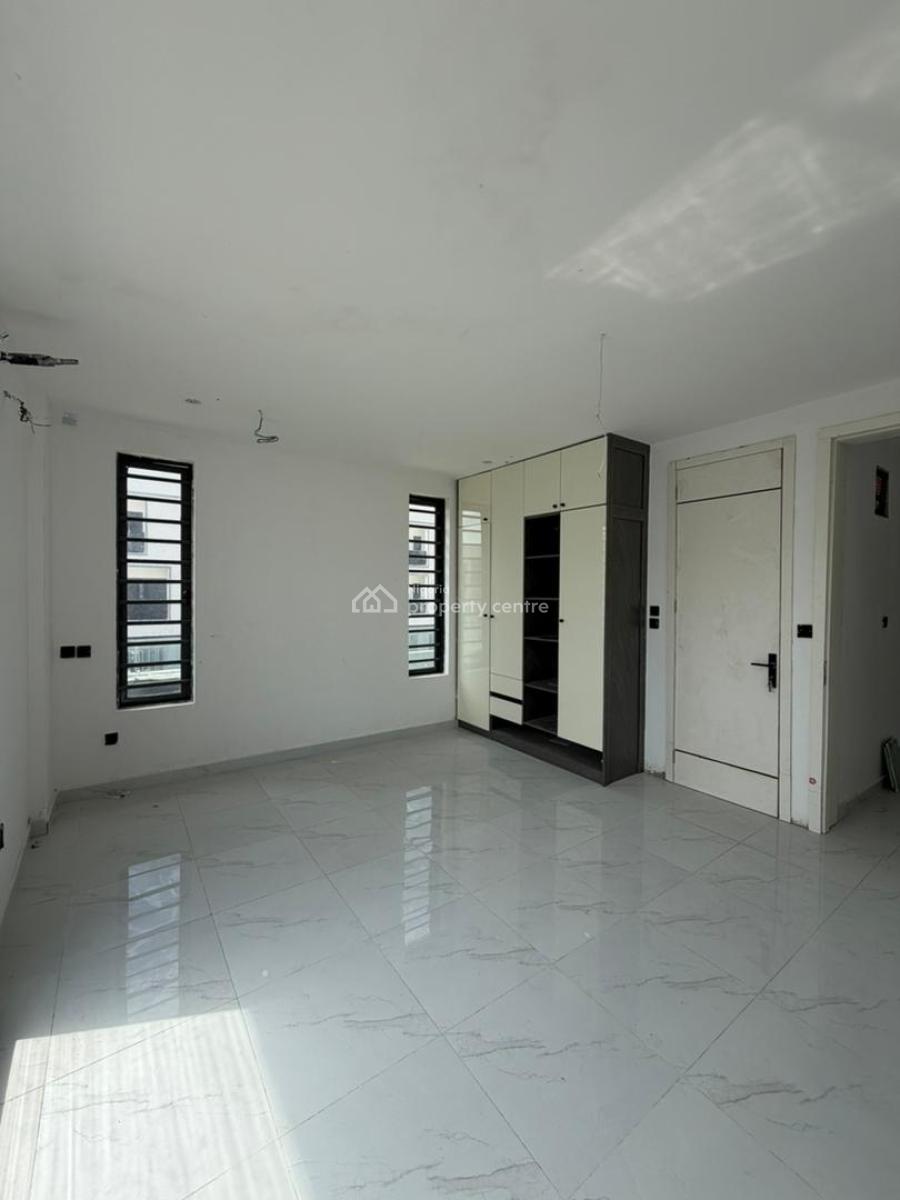 2 / 3b/r Apartment, Lekki Phase 1, Lekki, Lagos, Flat / Apartment for Sale
