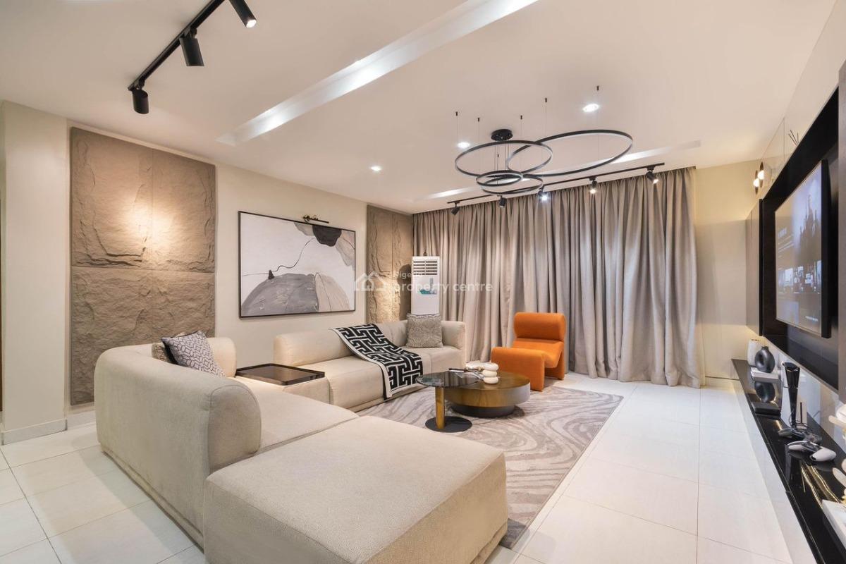 Luxury 2 Bedroom Apartment with Pool & Ps5, Balcony with City View, Air Hockey Game Available, Lekki Phase 1, Lekki, Lagos, Flat / Apartment Short Let