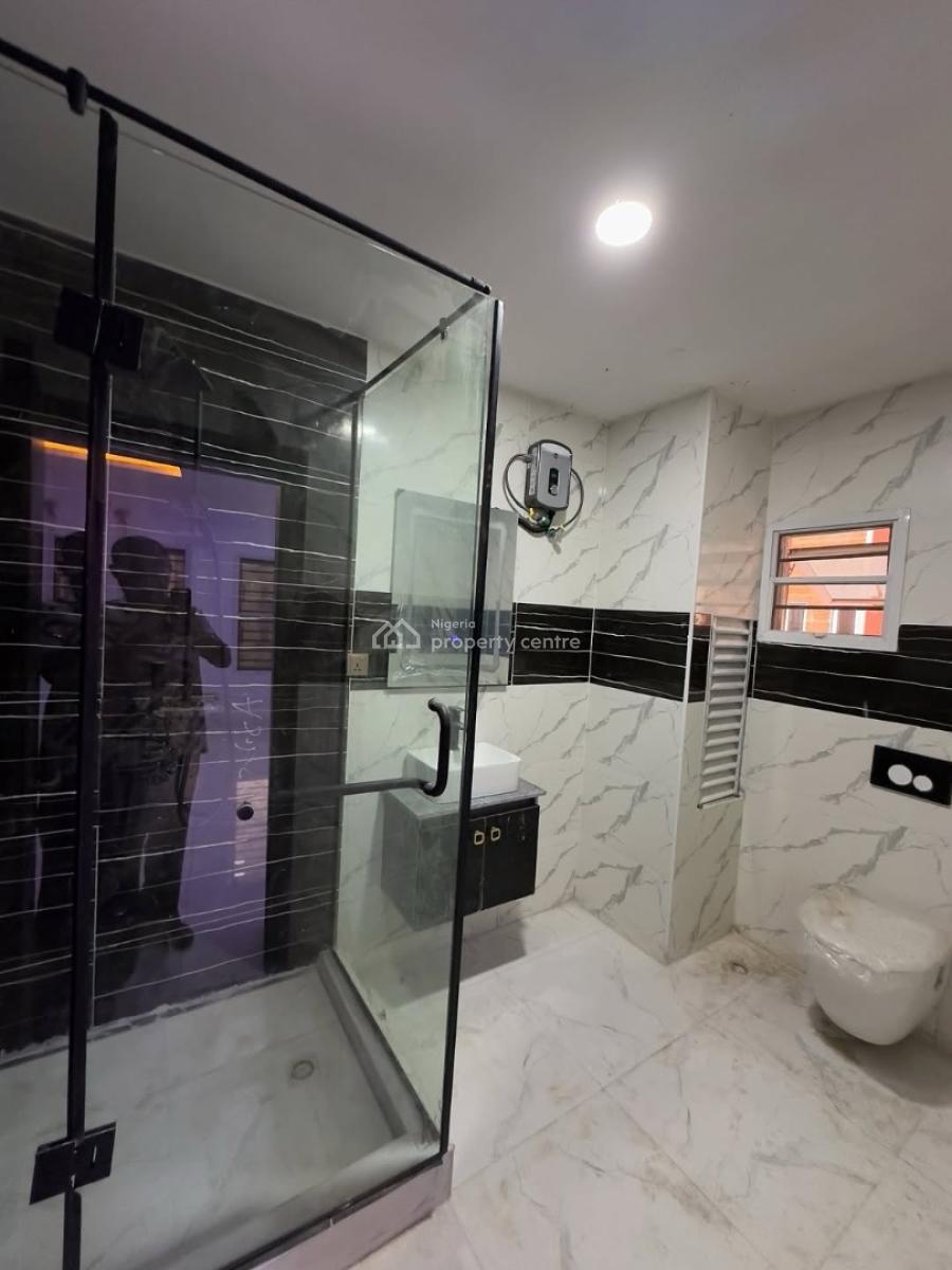 Newly Built 2 Bedroom with Bq in a Secured Estate, Off Freedom Way, Lekki Phase 1, Lekki, Lagos, Flat / Apartment for Rent
