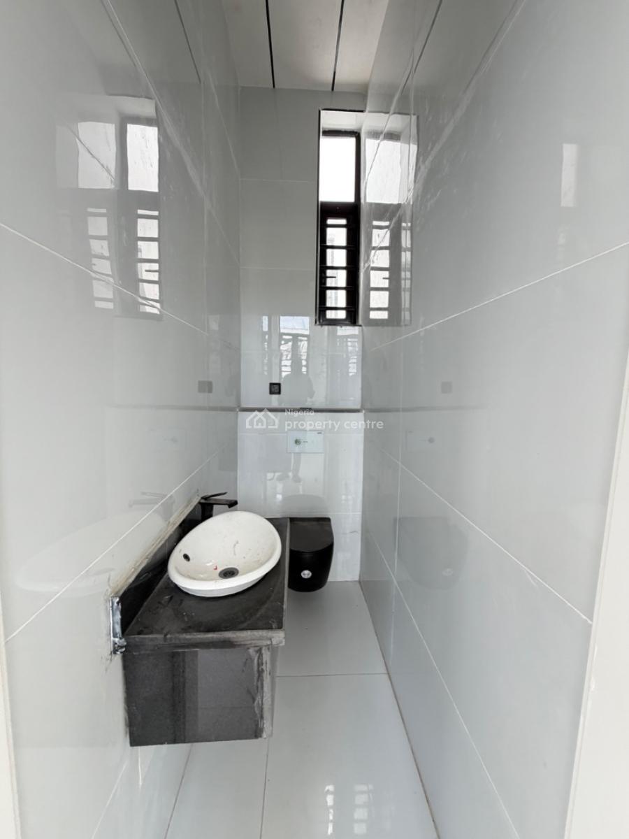 Spacious 5bedroom Fully Detached House, Orchid, Lekki, Lagos, Detached Duplex for Sale
