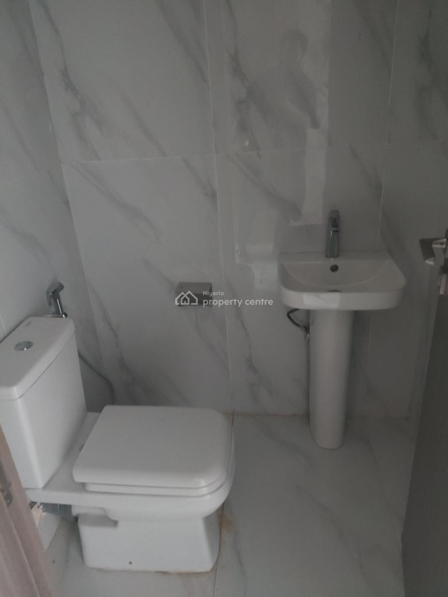 2 Nos 2-room Studios with B/q, Off Ademola Adetokunbo Street, Victoria Island (vi), Lagos, Flat / Apartment for Rent