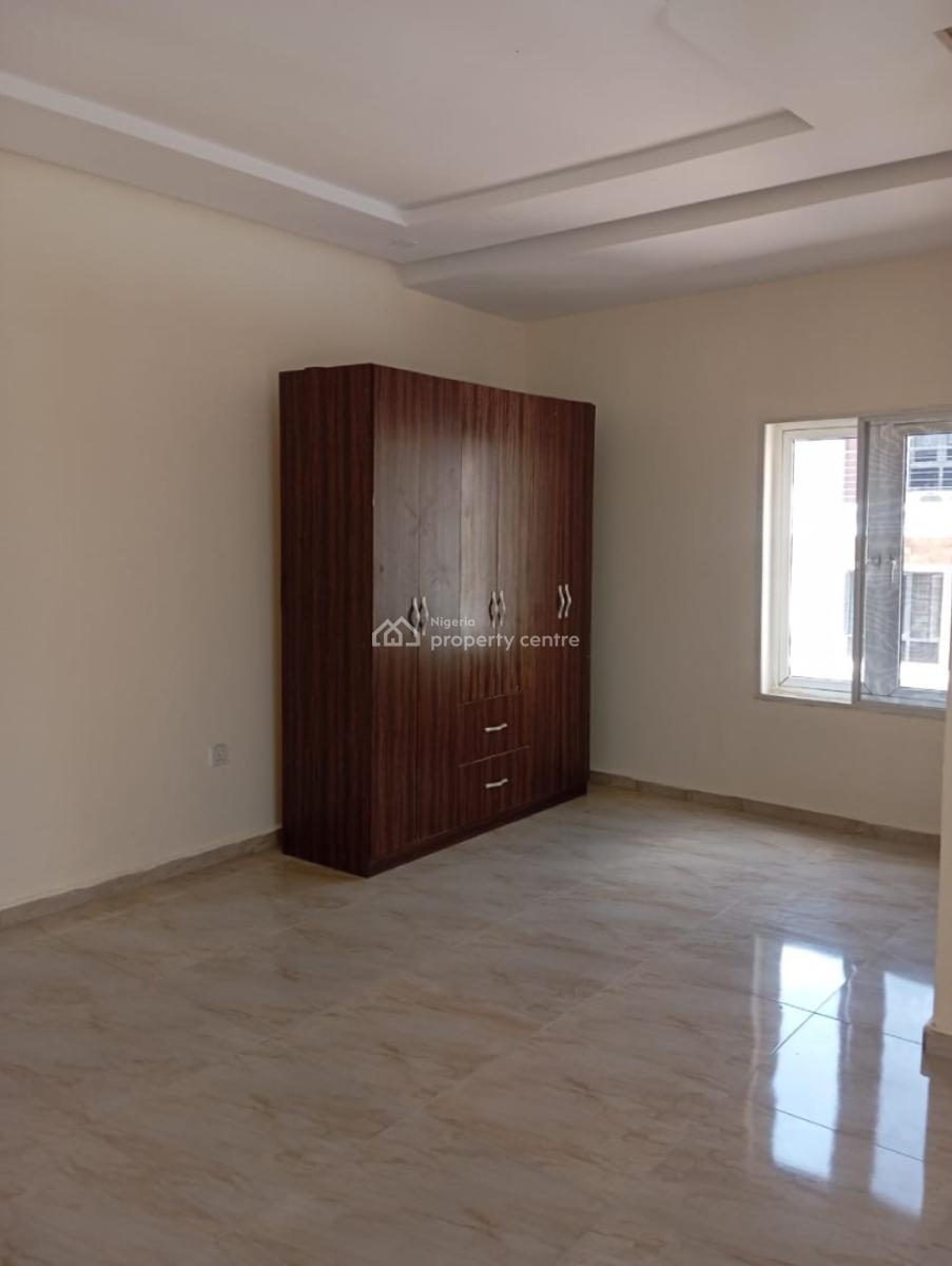 Spacious 5 Bedrooms Terraced Duplex with Bq, Guzape District, Abuja, Terraced Duplex for Rent