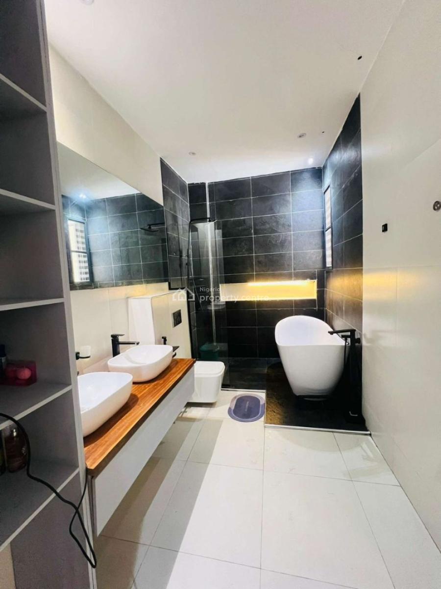 Spacious Massive Luxury Full Furish 3bedroom Maisonette Apartment, Secure Estate Off Freedom Wey Lekki Phase One Lagos, Lekki, Lagos, Block of Flats for Sale