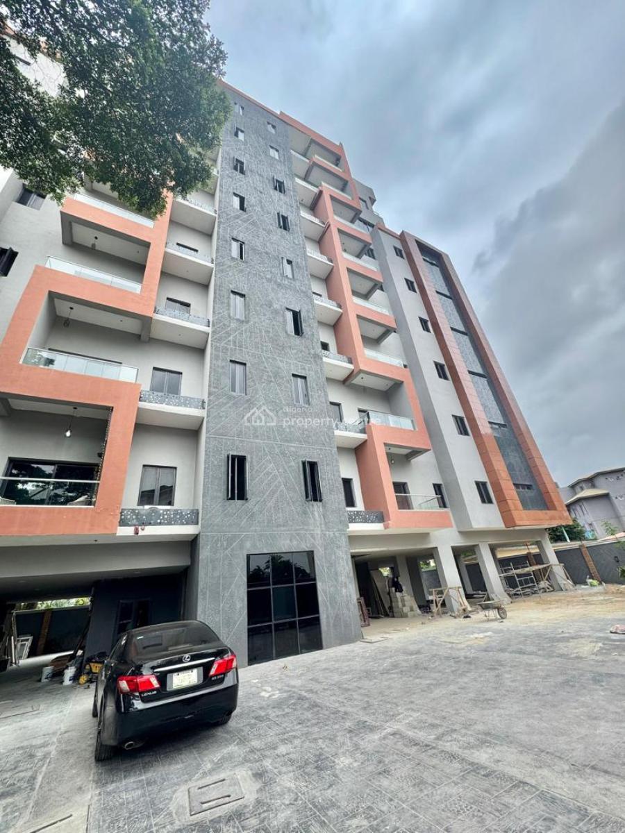 Spacious Massive Luxury 9bedroom Detated, Commercial Property on Major Victoria Island, Victoria Island (vi), Lagos, Flat / Apartment for Rent