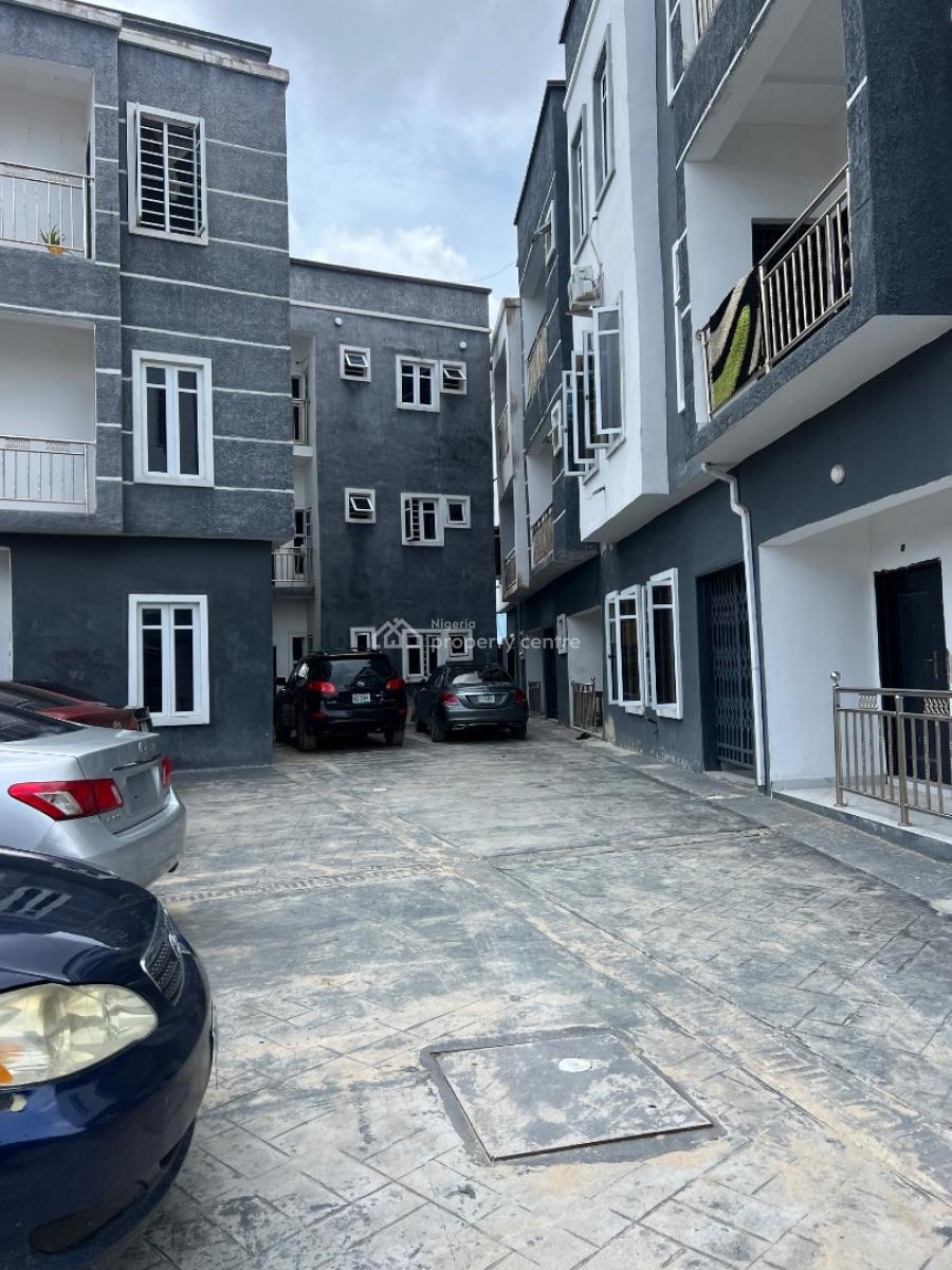 Standard 2 Bedroom Apartment in a Secured Neighborhood., Ologufe Road, Awoyaya, Ibeju Lekki, Lagos, Flat / Apartment for Rent