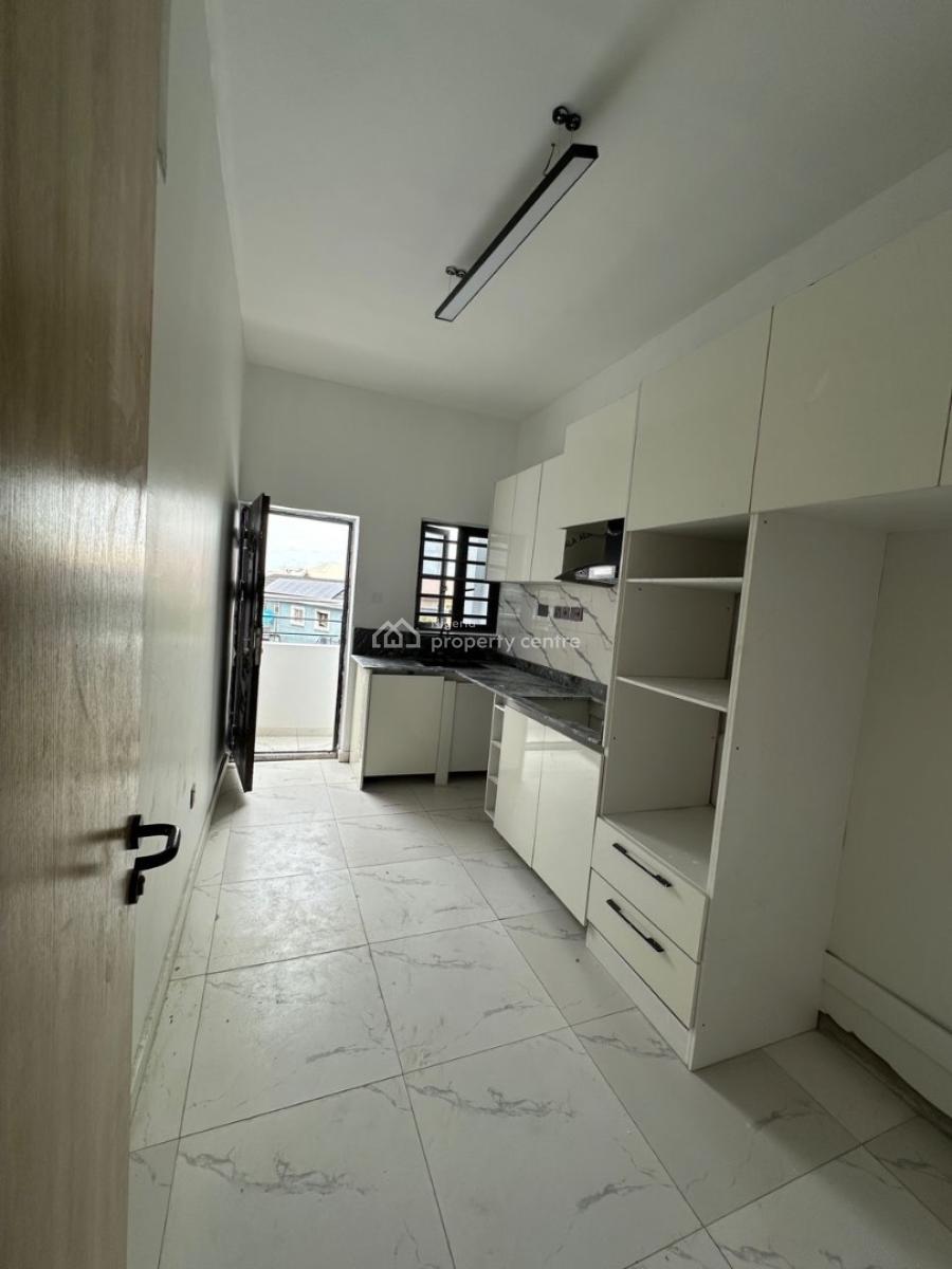 Luxury 2bedroom Apartment, New Road, Lekki, Lagos, Flat / Apartment for Rent