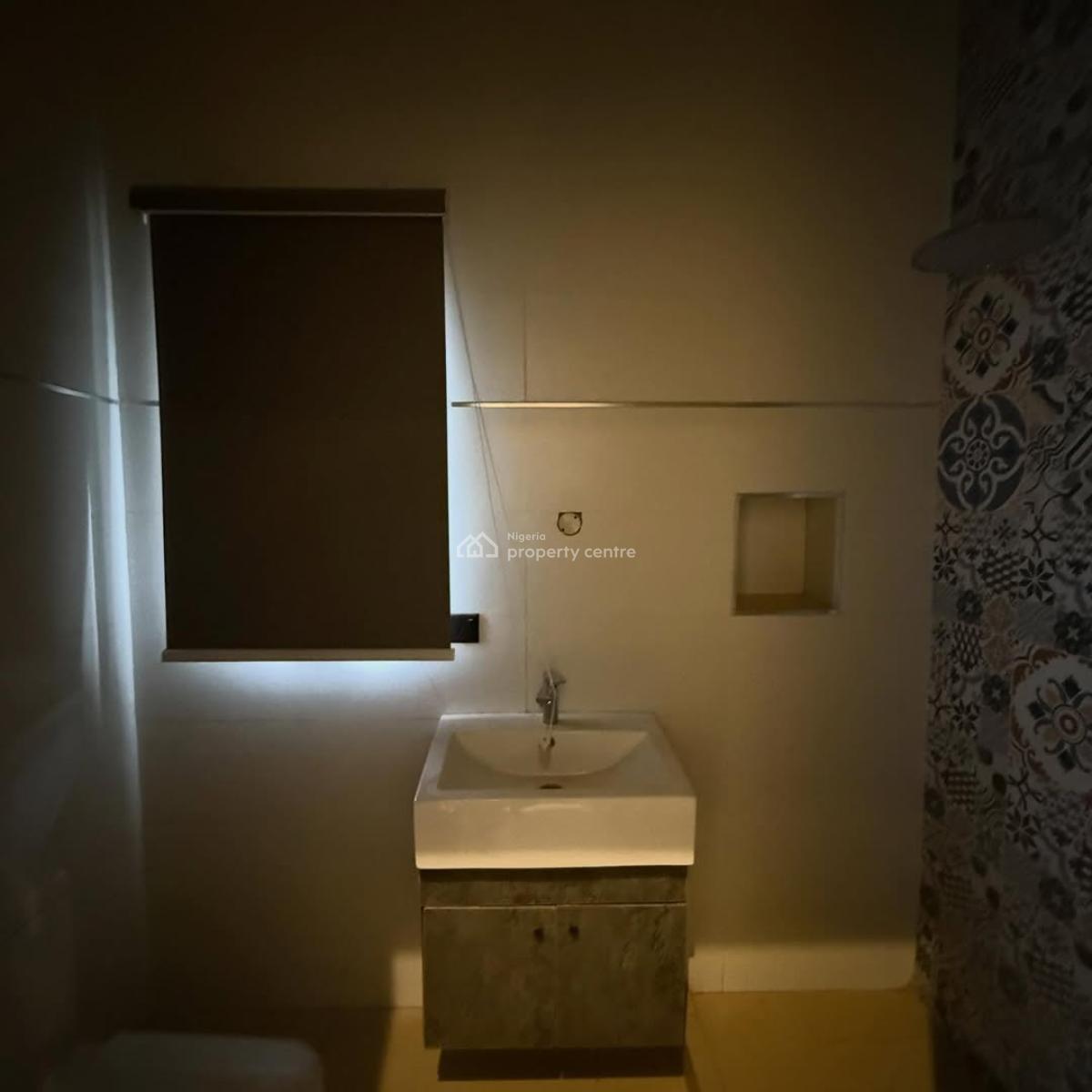 Furnished 3 Bedroom Apartment Available, Guzape District, Abuja, Flat / Apartment for Sale
