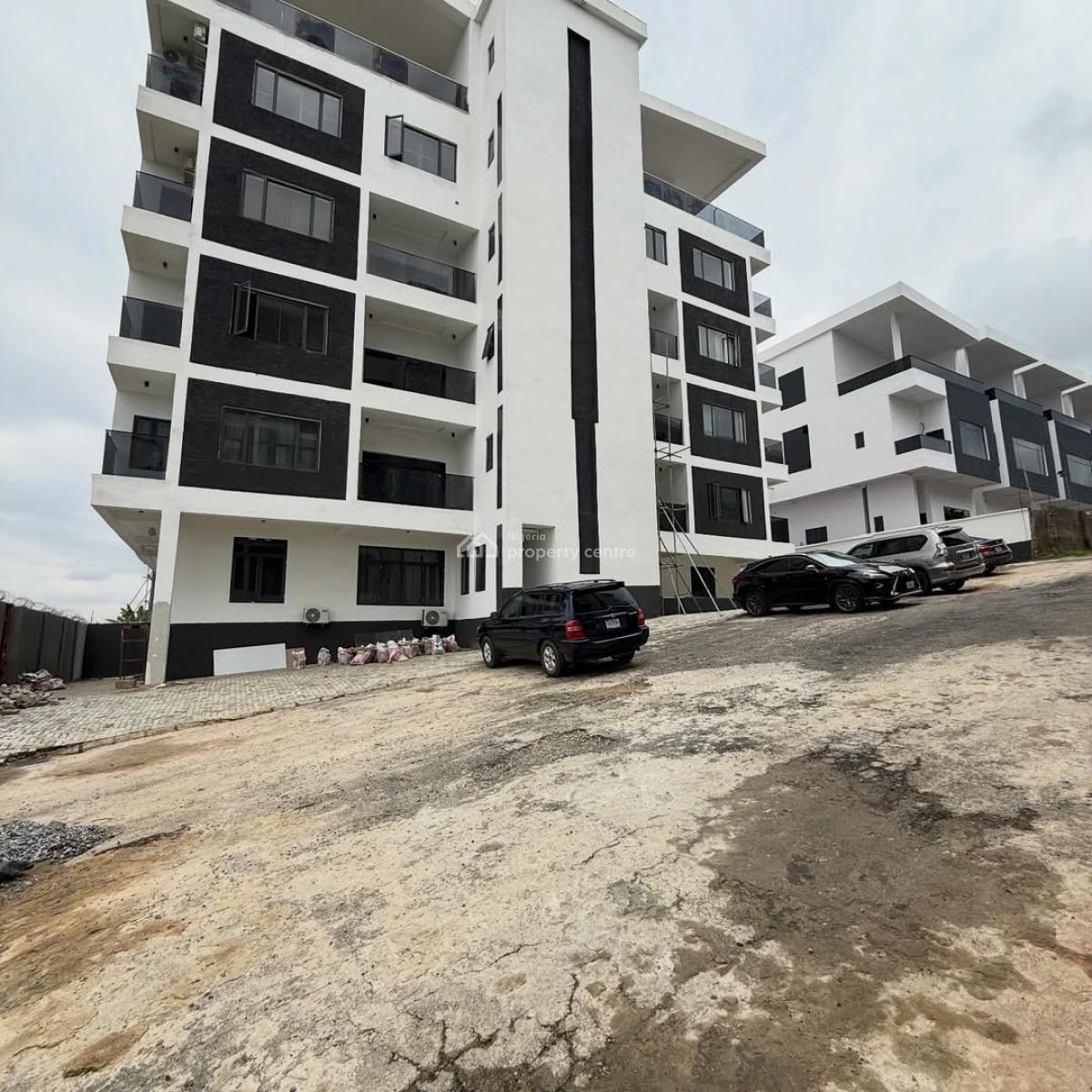 Furnished 3 Bedroom Apartment Available, Guzape District, Abuja, Flat / Apartment for Sale