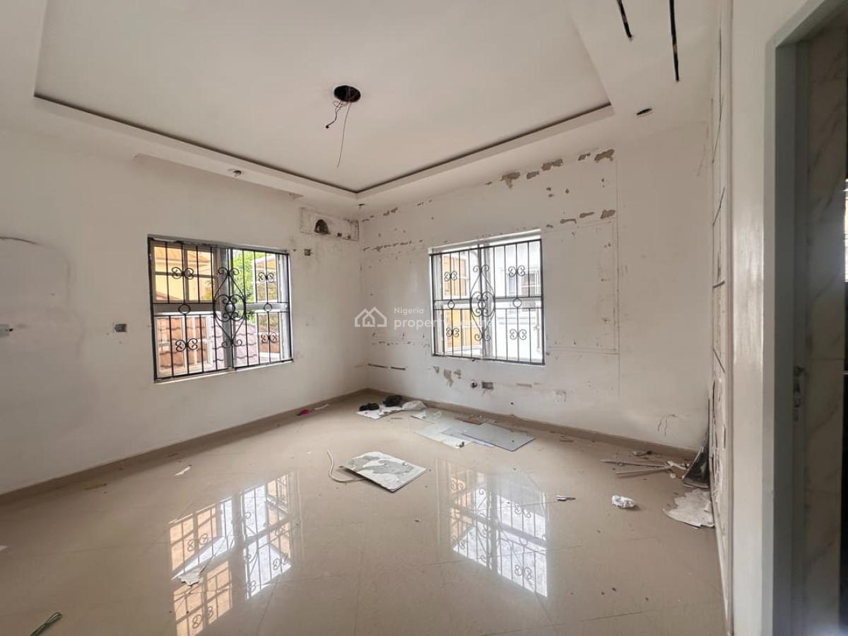 5 Bedroom Semi-detached Duplex with 2 Bq, Lekki Phase 1, Lekki, Lagos, Semi-detached Duplex for Rent