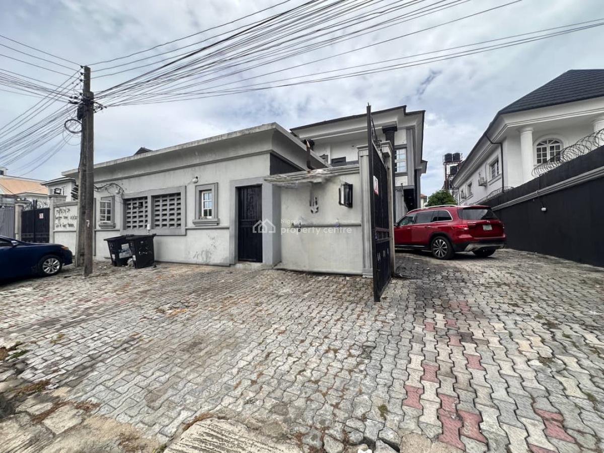 5 Bedroom Semi-detached Duplex with 2 Bq, Lekki Phase 1, Lekki, Lagos, Semi-detached Duplex for Rent