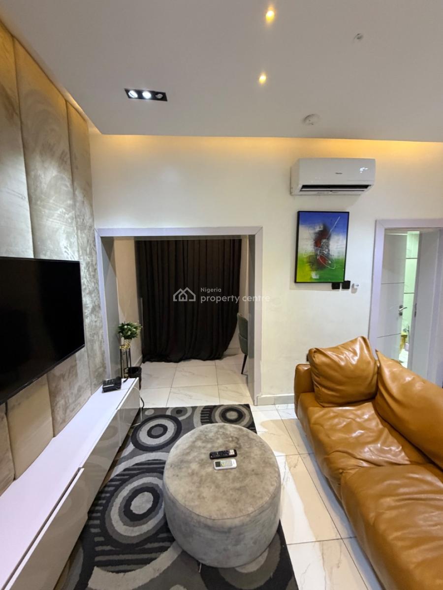 Fully Furnished Studio Room with Hotel Amenities and Services, Maitama District, Abuja, Mini Flat (room and Parlour) Short Let