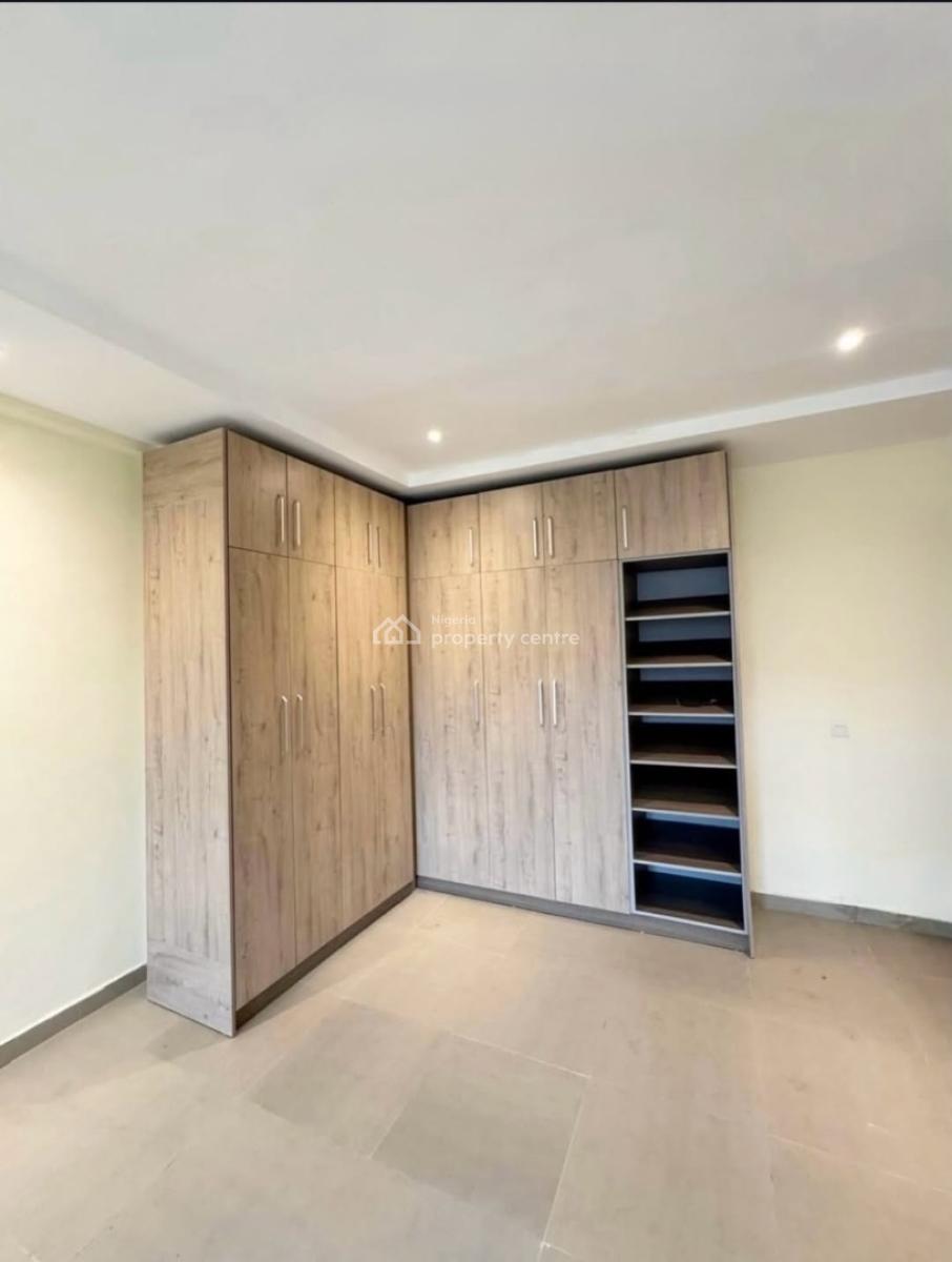 Brand New 3 Bedroom Apartment Available, Lekki Phase 1, Lekki, Lagos, Flat / Apartment for Rent
