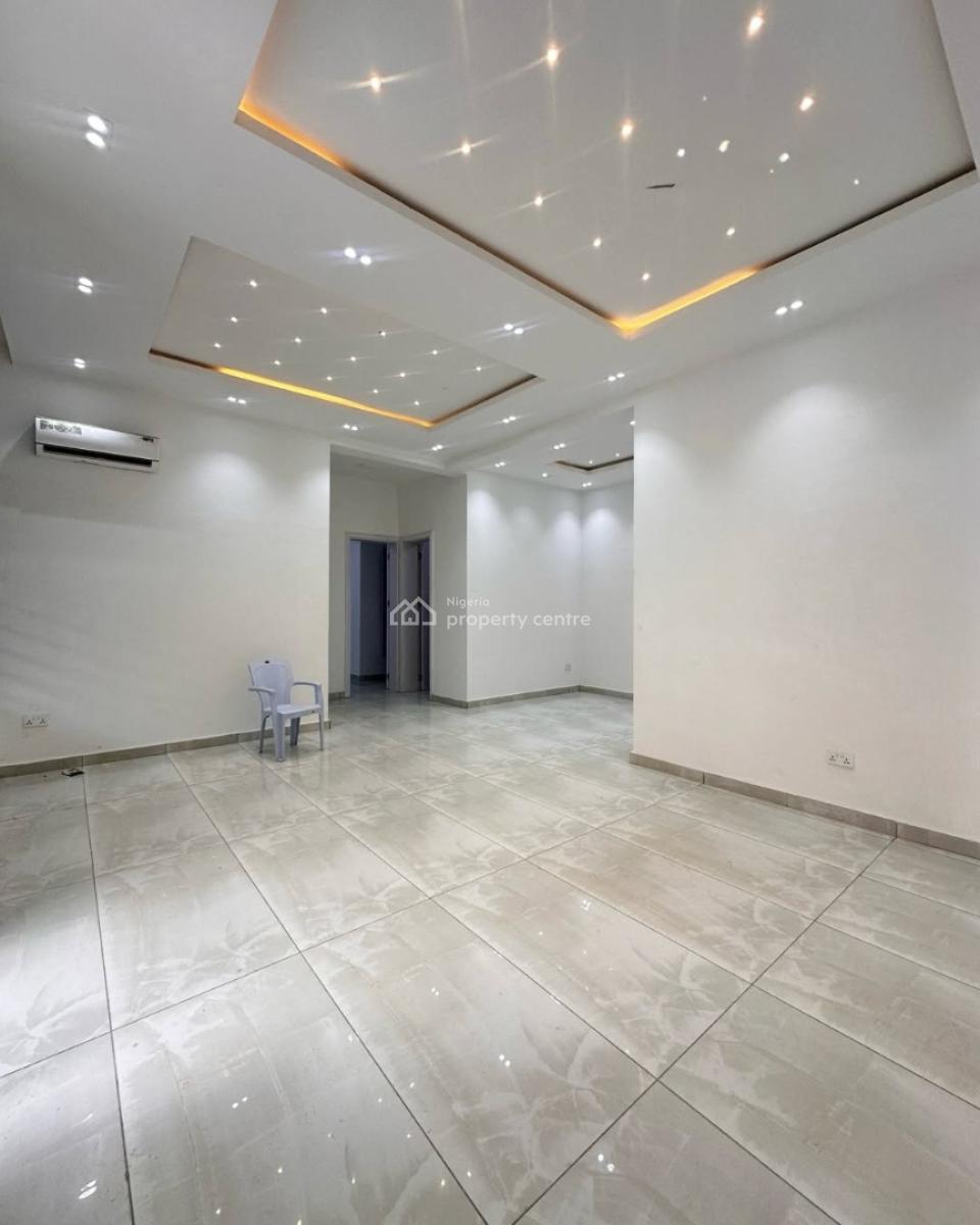 Newly 3 Bedroom Apartment Available, Lekki Phase 1, Lekki, Lagos, Flat / Apartment for Rent
