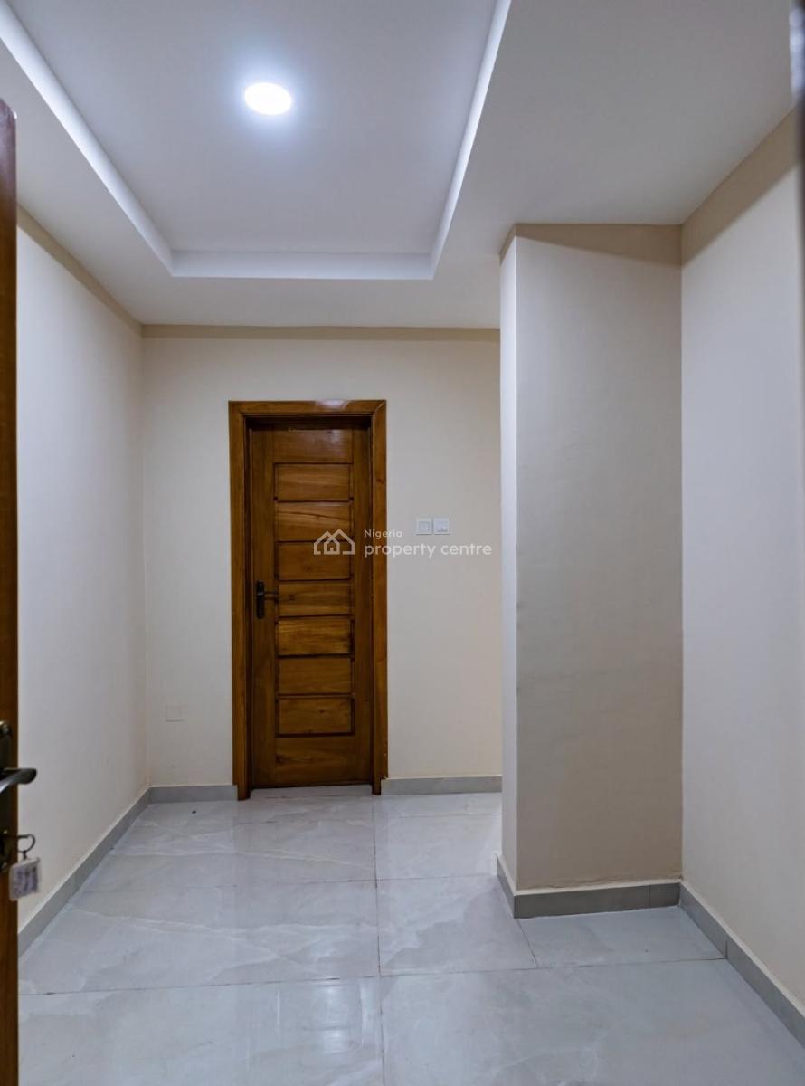 Well-designed 3 Spacious 3 Bedroom Apartment (3 Units), Ikeja Gra, Ikeja, Lagos, Flat / Apartment for Rent