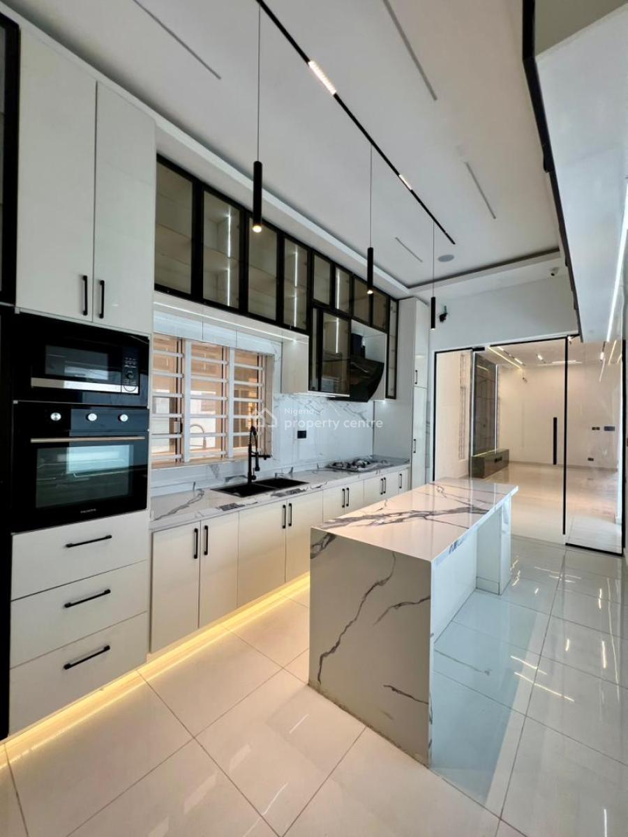 5 Bedroom Home with Swimming Pool and Bq, Ologolo, Lekki, Lagos, House for Sale