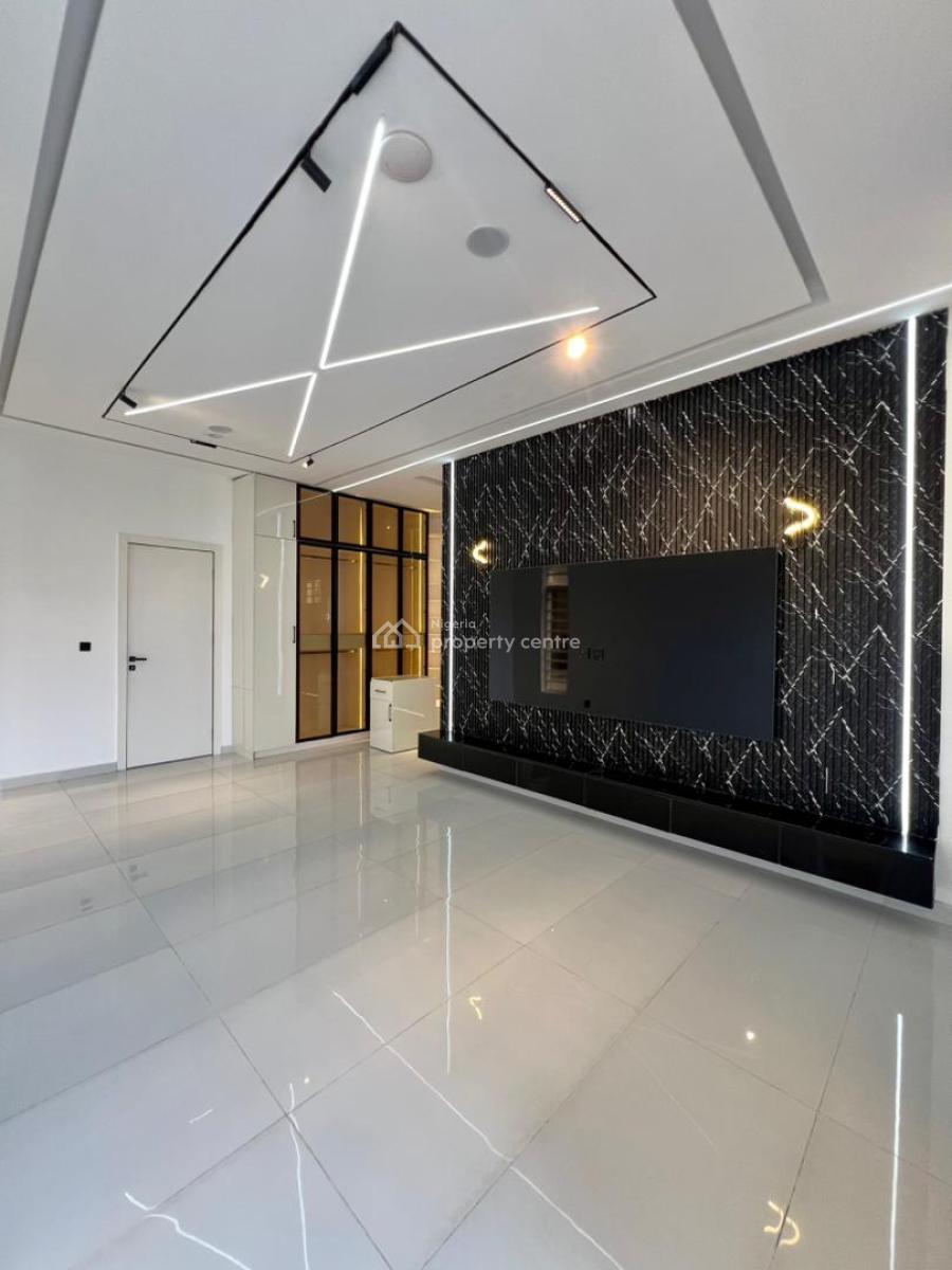 5 Bedroom Home with Swimming Pool and Bq, Ologolo, Lekki, Lagos, House for Sale