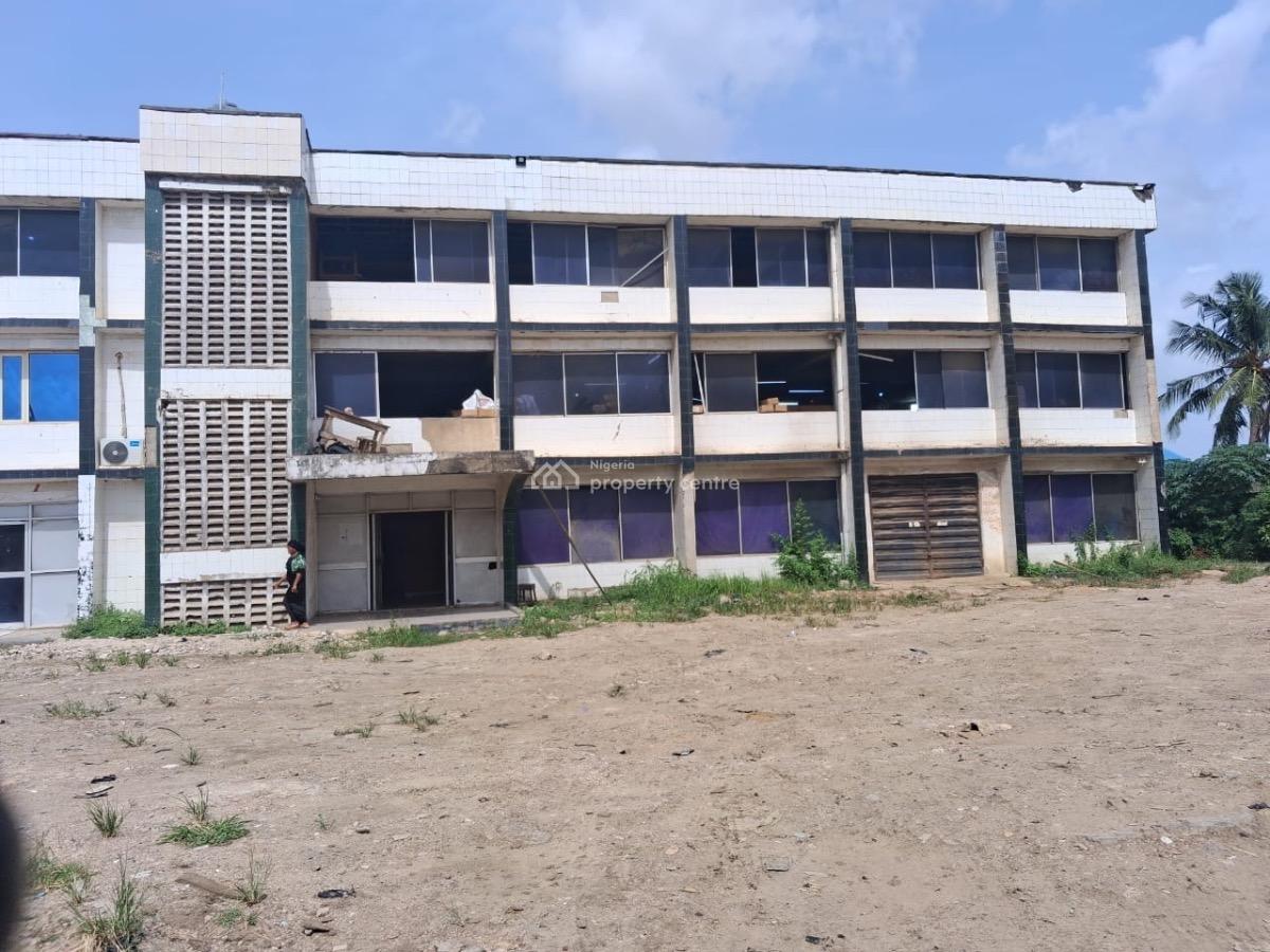 2 Bay Warehouse Measuring 12,000ft, Oshodi, Lagos, Warehouse for Rent