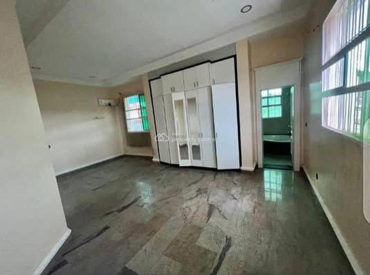 7 Bedroom Mansion with Bq, Guzape District, Abuja, Detached Duplex for Sale