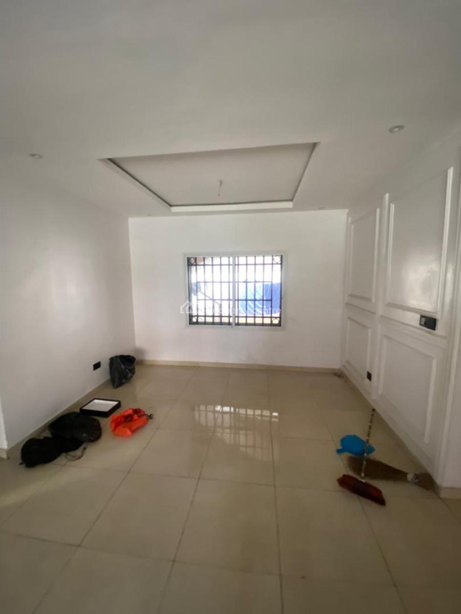 3) Bedroom Apartment Unit in a Serene Environment and Non-flooded Spac, Chisco Bus Stop, Ikate, Lekki, Lagos, Flat / Apartment for Rent