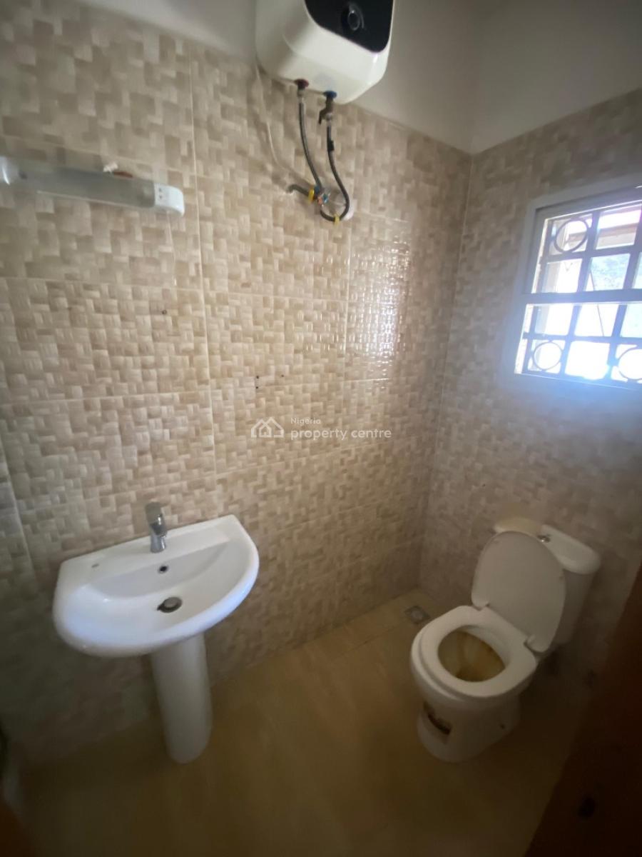 3) Bedroom Apartment Unit in a Serene Environment and Non-flooded Spac, Chisco Bus Stop, Ikate, Lekki, Lagos, Flat / Apartment for Rent