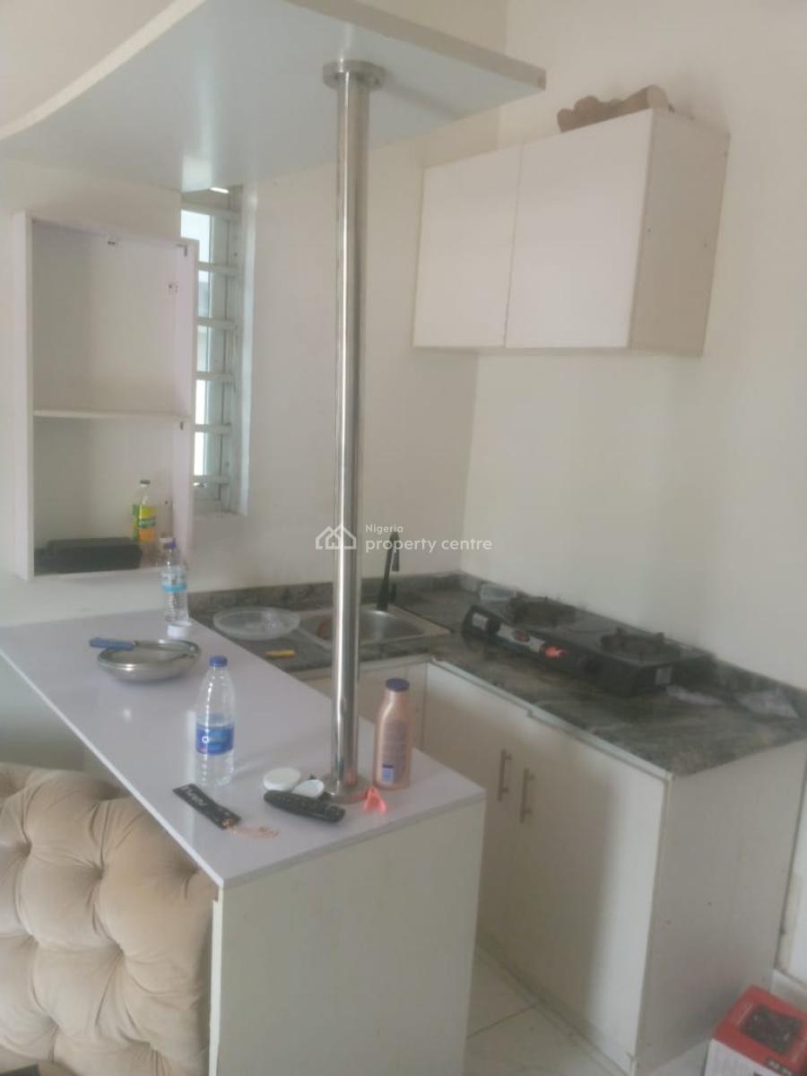 Lovely and Decent 1 Bedroom Apartment, Chevron, Lekki, Lagos, Mini Flat (room and Parlour) for Rent