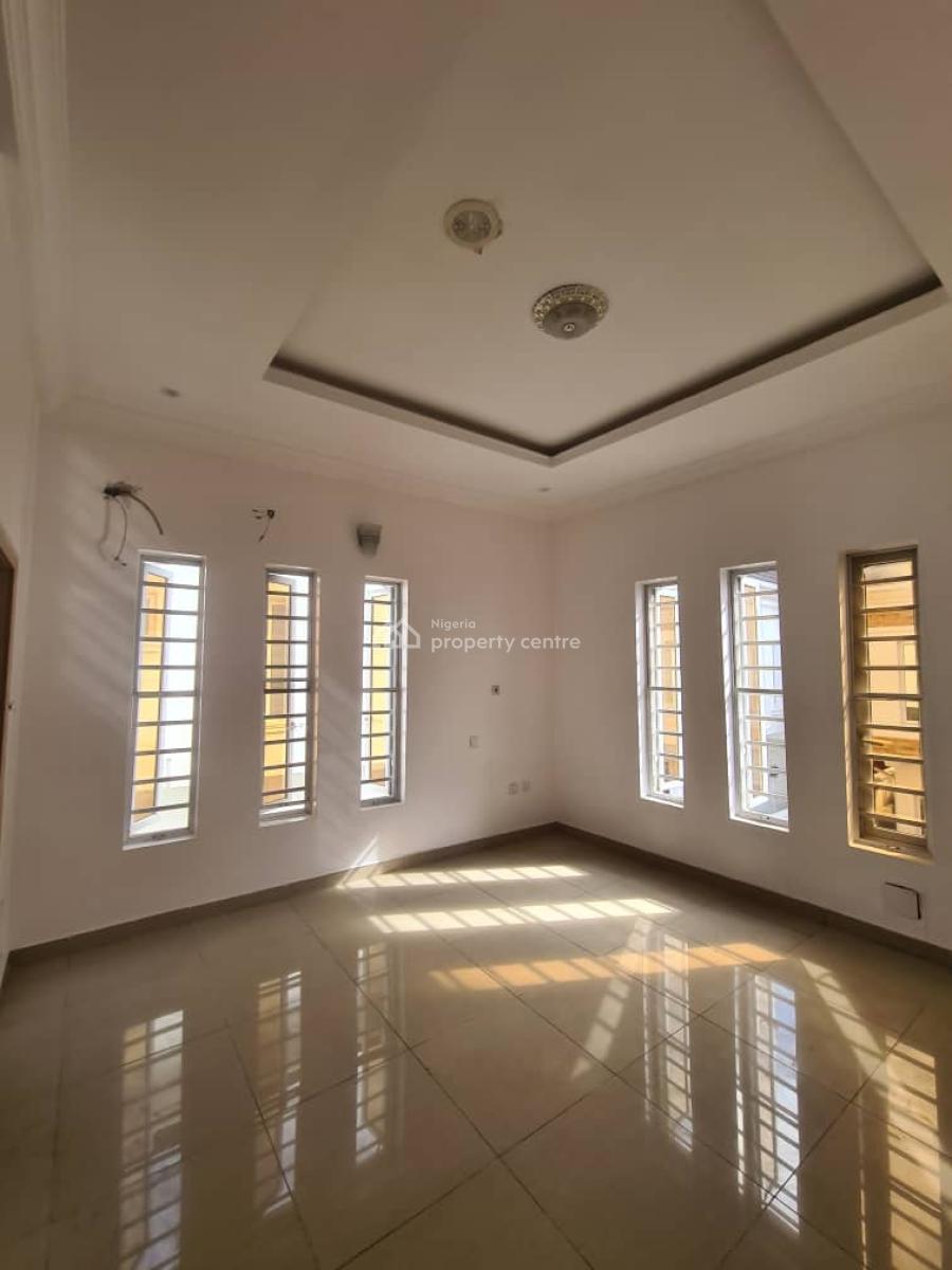 a Well Maintained 4 Bedroom  Semi-detached  Duplex with a Room Bq, Oral Estate, Lekki, Lagos, Semi-detached Duplex for Rent