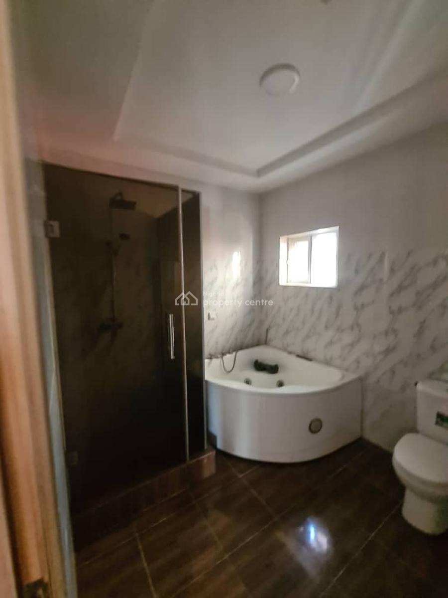 a Well Maintained 4 Bedroom  Semi-detached  Duplex with a Room Bq, Oral Estate, Lekki, Lagos, Semi-detached Duplex for Rent