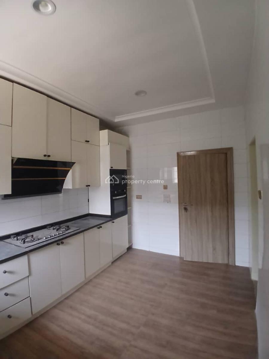 Well Built and Spacious 3 Bedrooms Terrace Duplex with a Bq, Gilmore Area, Jahi, Abuja, Terraced Duplex for Rent