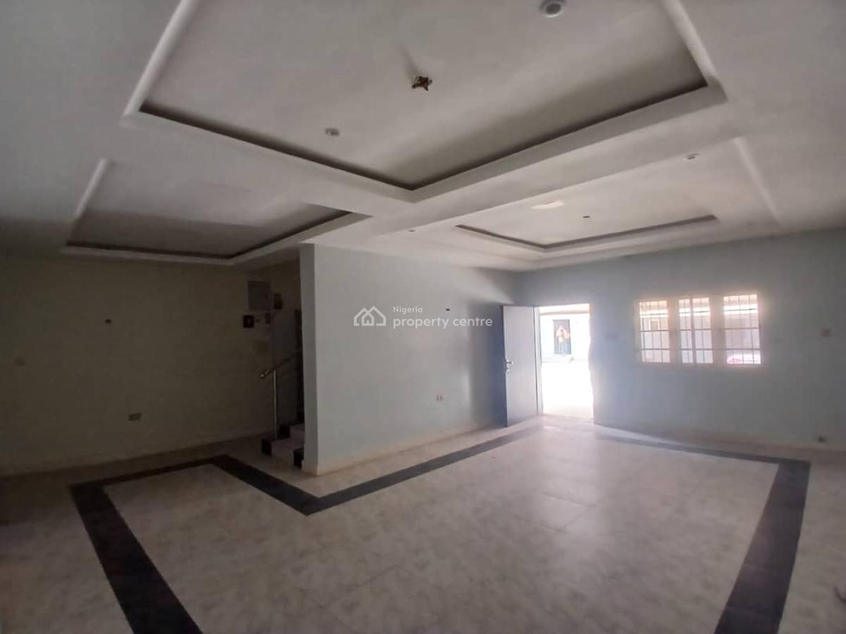 Well Built and Spacious 3 Bedrooms Terrace Duplex with a Bq, Gilmore Area, Jahi, Abuja, Terraced Duplex for Rent
