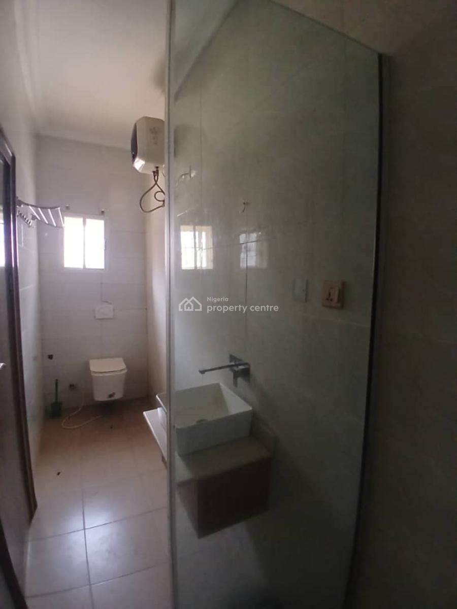 Well Built and Spacious 3 Bedrooms Terrace Duplex with a Bq, Gilmore Area, Jahi, Abuja, Terraced Duplex for Rent