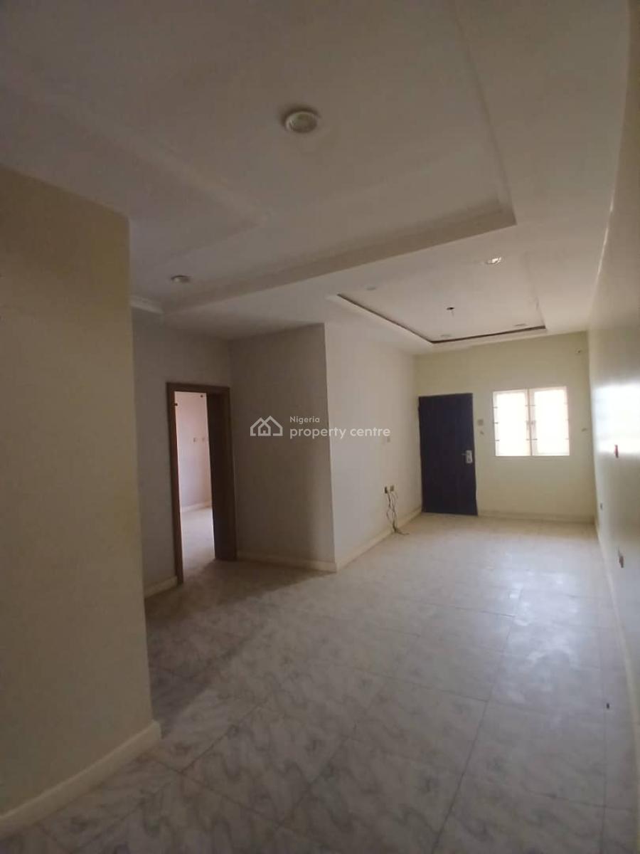 Well Built and Spacious 3 Bedrooms Terrace Duplex with a Bq, Gilmore Area, Jahi, Abuja, Terraced Duplex for Rent