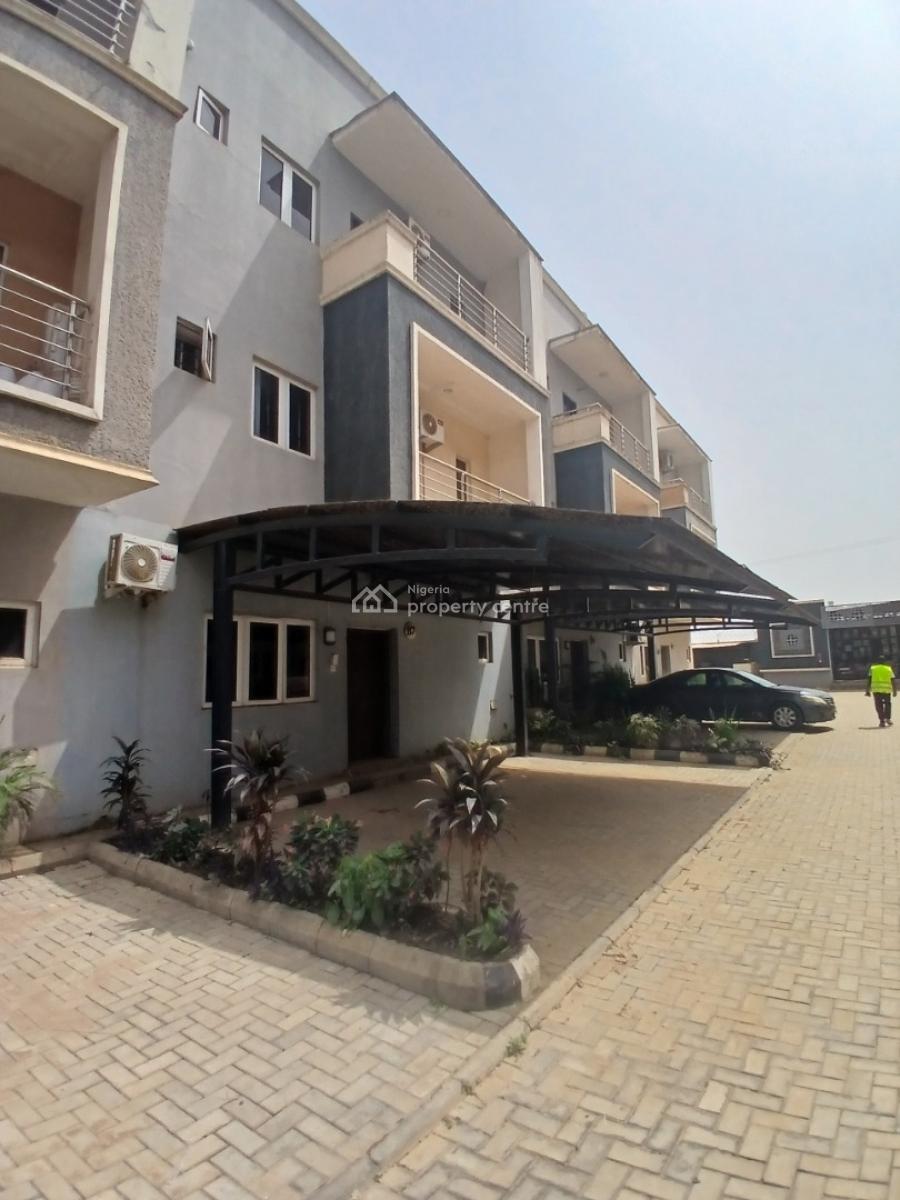 Well Built and Spacious 3 Bedrooms Terrace Duplex with a Bq, Gilmore Area, Jahi, Abuja, Terraced Duplex for Rent