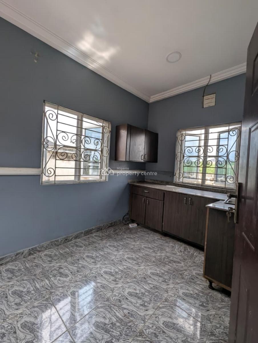 Standard and Spacious Self Contained Apartment, Ekpri Nsukara, Uyo, Akwa Ibom, Self Contain (single Rooms) for Rent