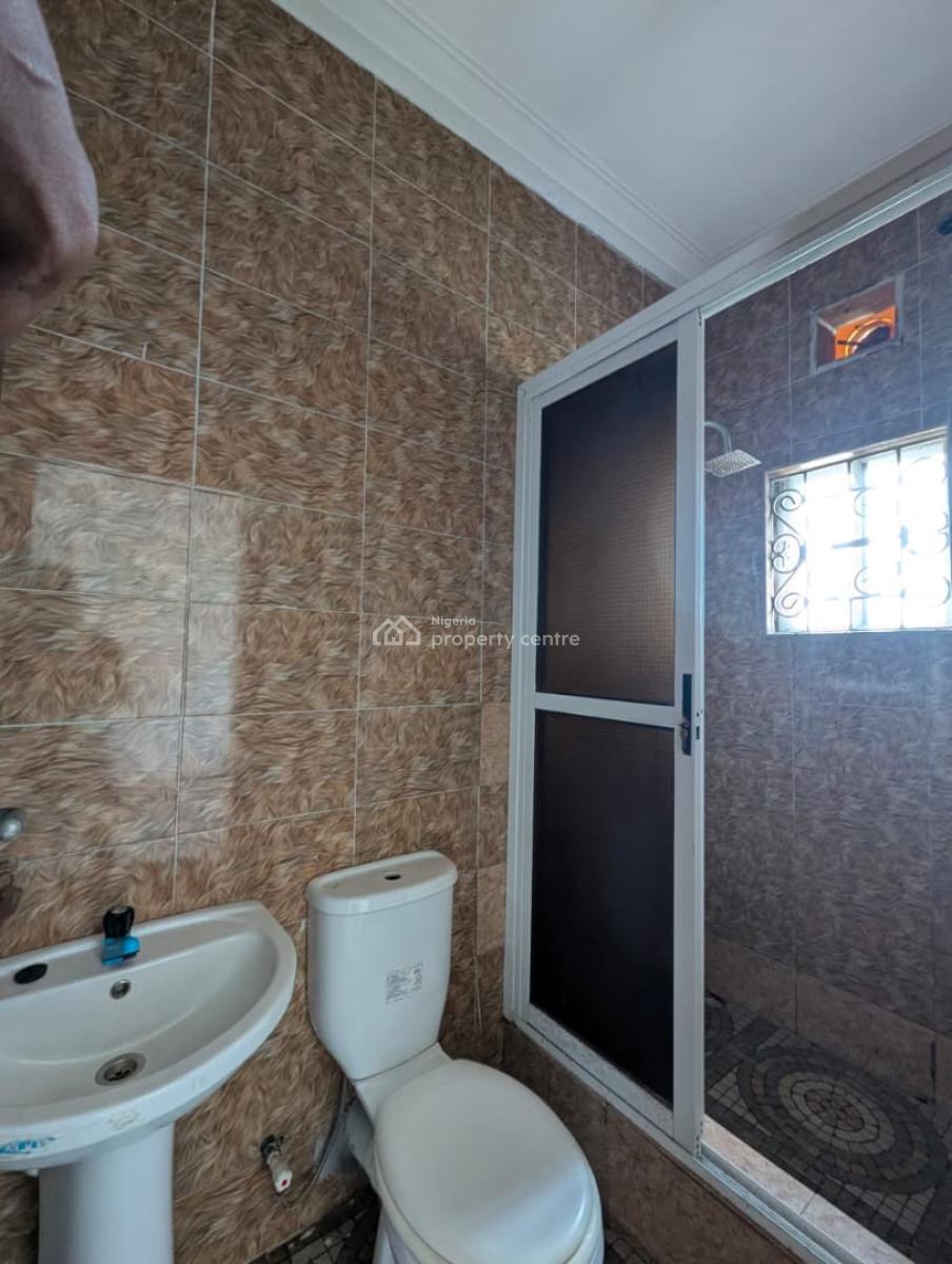 Standard and Spacious Self Contained Apartment, Ekpri Nsukara, Uyo, Akwa Ibom, Self Contain (single Rooms) for Rent