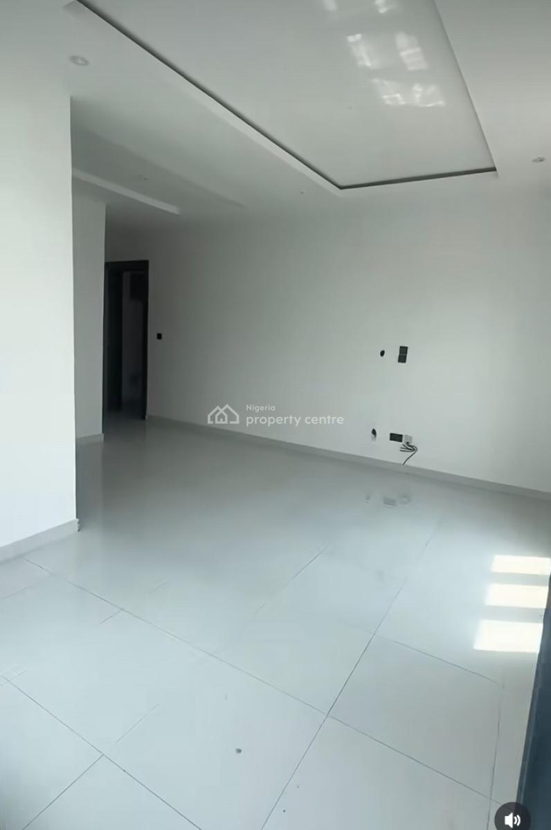 2 Bedroom Apartment, Lekki Phase 1, Lekki, Lagos, Flat / Apartment for Sale