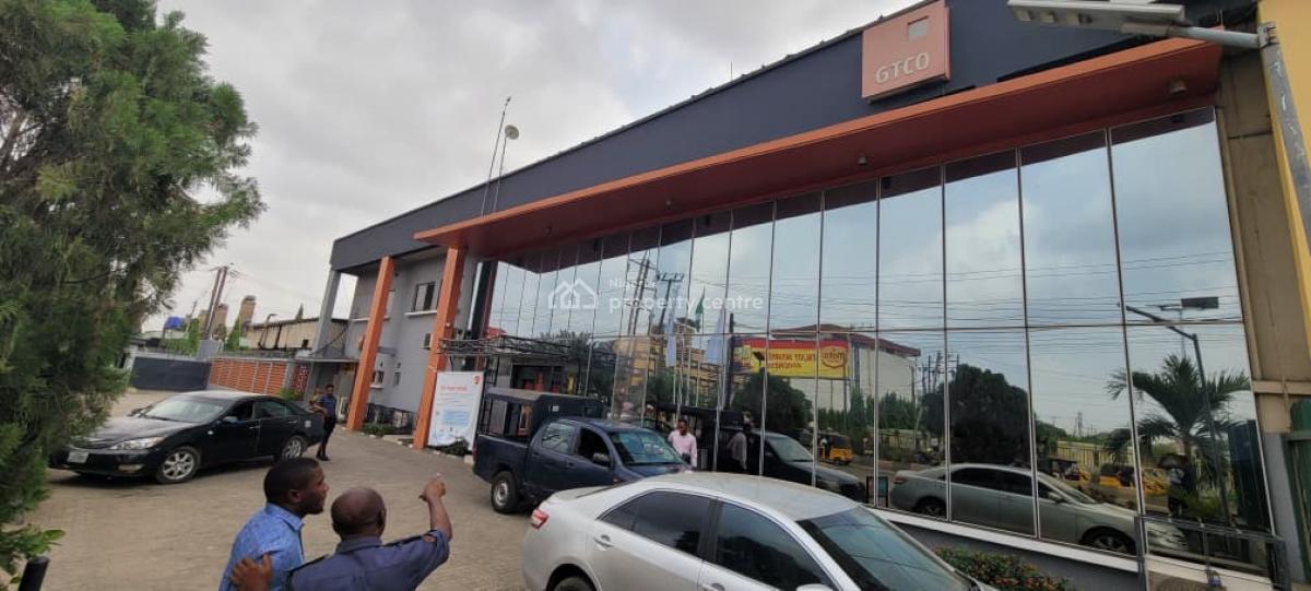 Office Space Measuring. 560sqm, Oba Akran Avenue Ikeja Lagos, Ikeja, Lagos, Office Space for Rent
