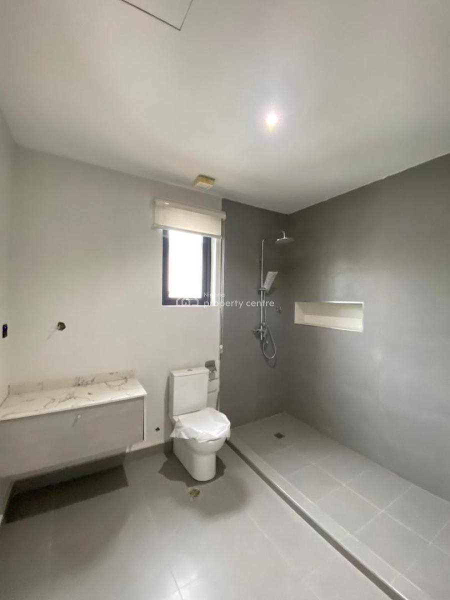 Exclusive 4 Bedroom Terraced Duplex with Pool,gym & Bq, Lekki Phase1, Lekki, Lagos, Terraced Duplex for Sale
