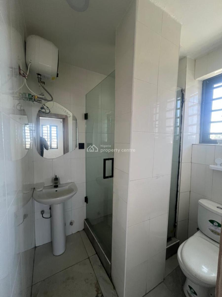 Modern 2-bedroom Apartment in Prime Ologolo Axis, Ologolo, Lekki, Lagos, Flat / Apartment for Rent
