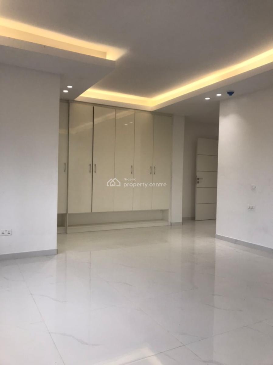 Luxury 3 Bedroom Apartment with Excellent Finishing, Off Bourdilllon Road, Ikoyi, Lagos, Flat / Apartment for Rent