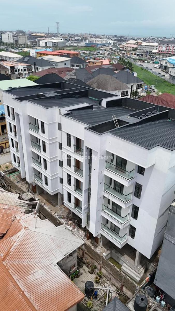 Newly Built 2bedroom Apartment with Swimming Pool and Elevator, Osapa, Lekki, Lagos, Flat / Apartment for Sale