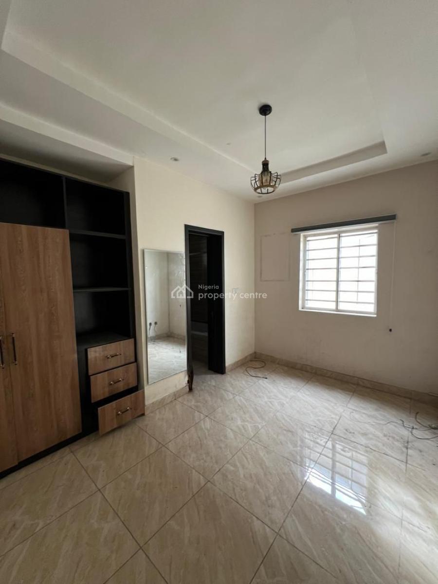 Single Room Apartment with Shared Kitchen in Ikate, Ikate, Ikate, Lekki, Lagos, Flat / Apartment for Rent