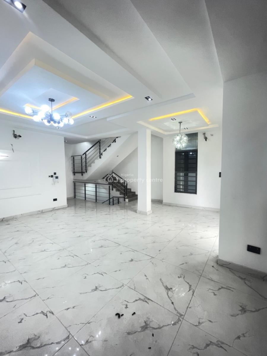 Luxury  2 Bedroom Flat and 1bq at Ologolo Lekki Lagos., Ologolo Lekki Lagos, Ologolo, Lekki, Lagos, Flat / Apartment for Sale