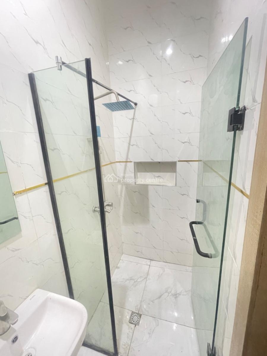 Luxury  2 Bedroom Flat and 1bq at Ologolo Lekki Lagos., Ologolo Lekki Lagos, Ologolo, Lekki, Lagos, Flat / Apartment for Sale