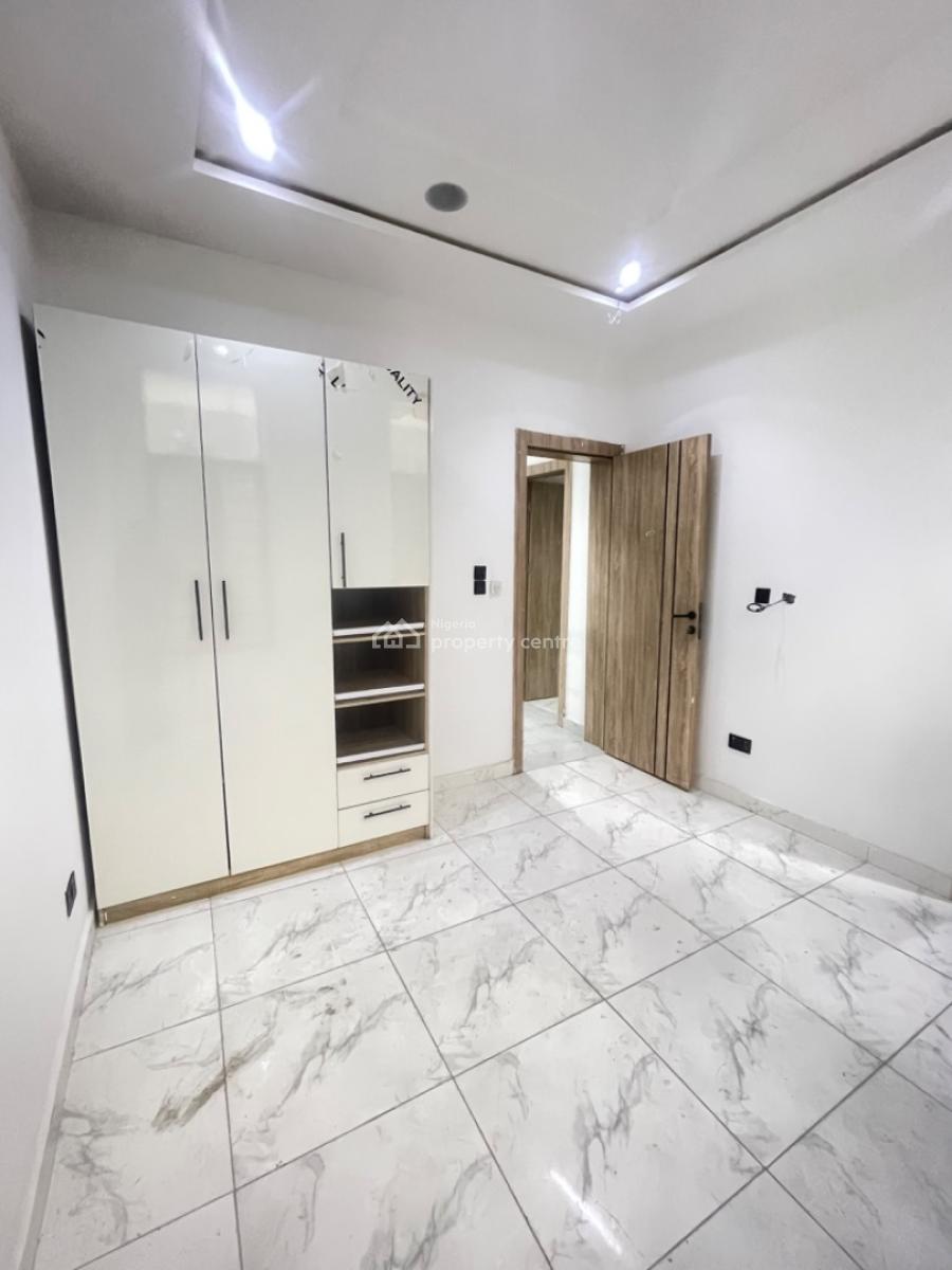 Luxury  2 Bedroom Flat and 1bq at Ologolo Lekki Lagos., Ologolo Lekki Lagos, Ologolo, Lekki, Lagos, Flat / Apartment for Sale