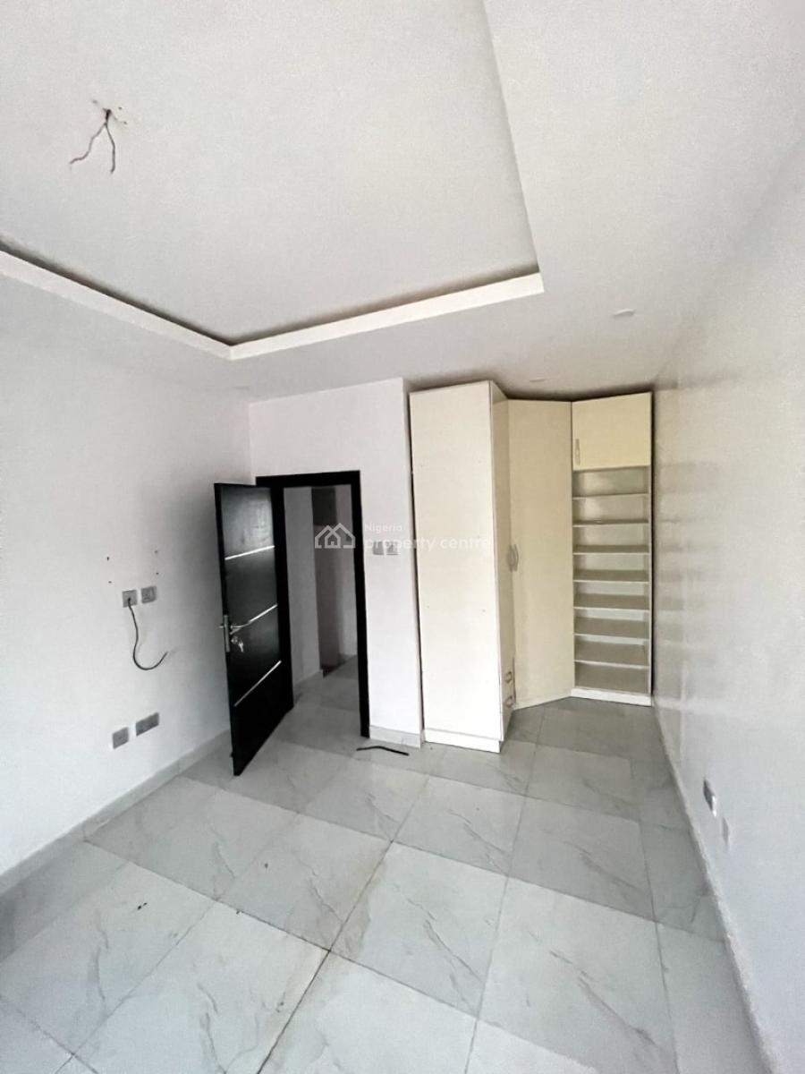 Clean 3 Bed Terrace Duplex in an Estate. Monastry Road Shoperite, Sangotedo, Sangotedo, Ajah, Lagos, Flat / Apartment for Rent