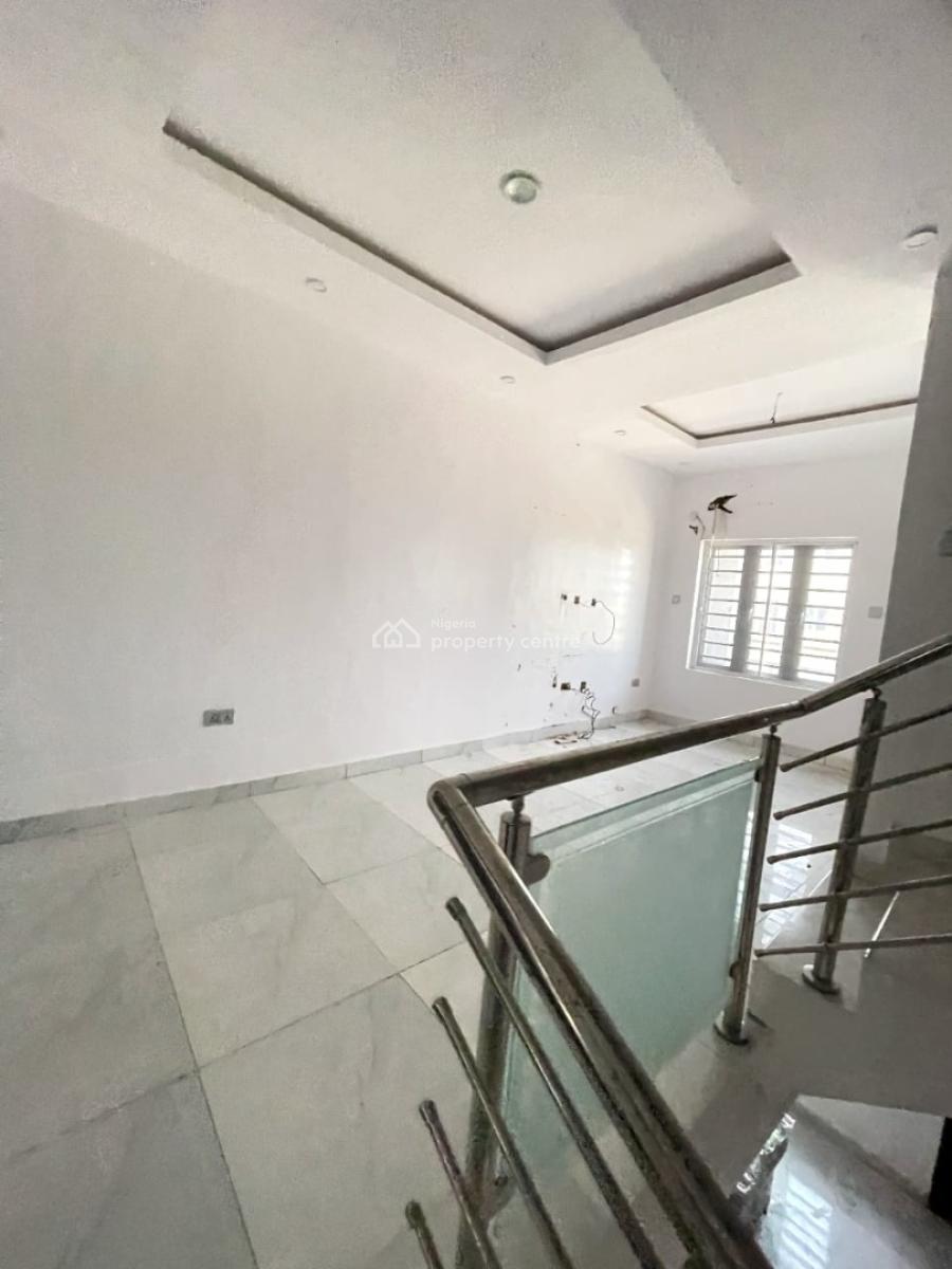 Clean 3 Bed Terrace Duplex in an Estate. Monastry Road Shoperite, Sangotedo, Sangotedo, Ajah, Lagos, Flat / Apartment for Rent